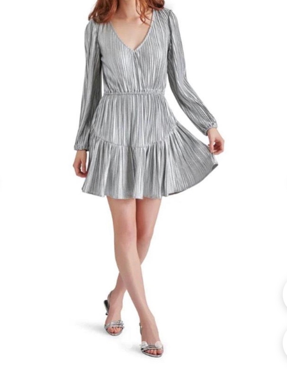 Steve Madden Silver Metallic Pleated V-Neck Long Sleeve Mini Dress